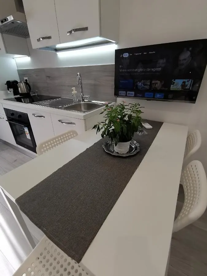 Trinity Apartment Κατάνια
