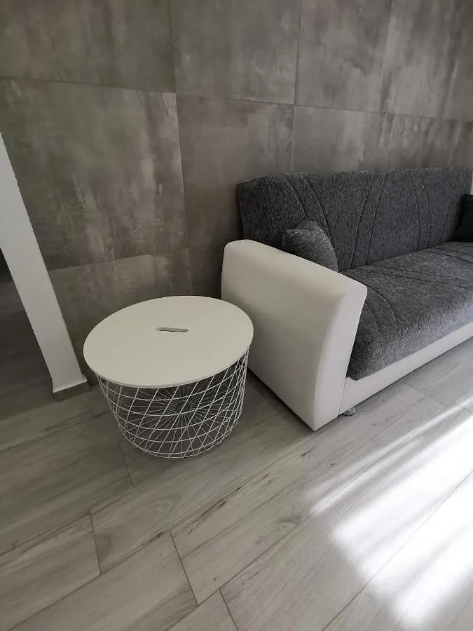 Trinity Apartment Κατάνια 0*,